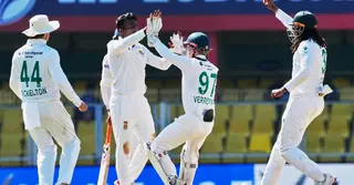 ২৫ বছর পর টেস্টে ঘরের মাঠে ভারতকে হোয়াইটওয়াশ দক্ষিণ আফ্রিকার